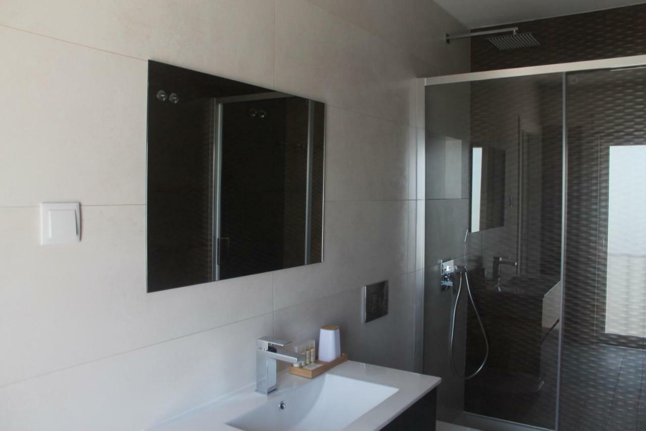 Guilhim Guest House Назаре Екстериор снимка